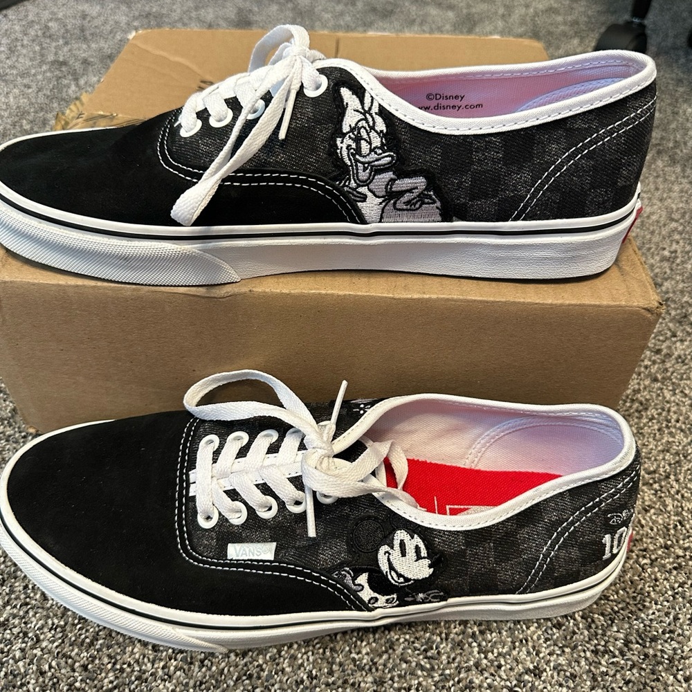 Vans Disney 100th Anniversary Edition Men’s Size 10